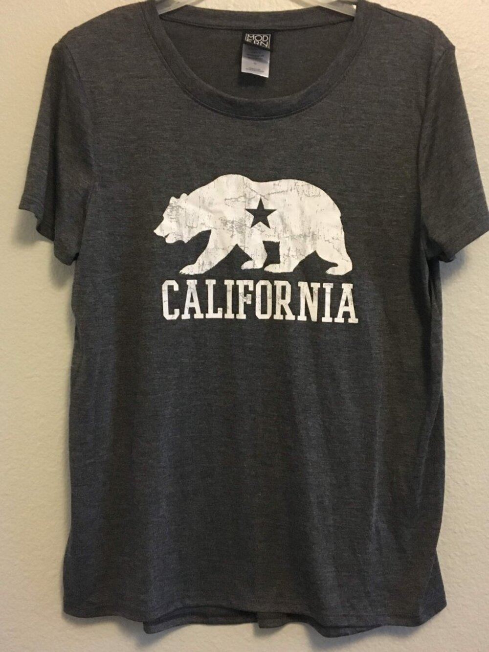 Modern Lux Women's California Tee Grey XL